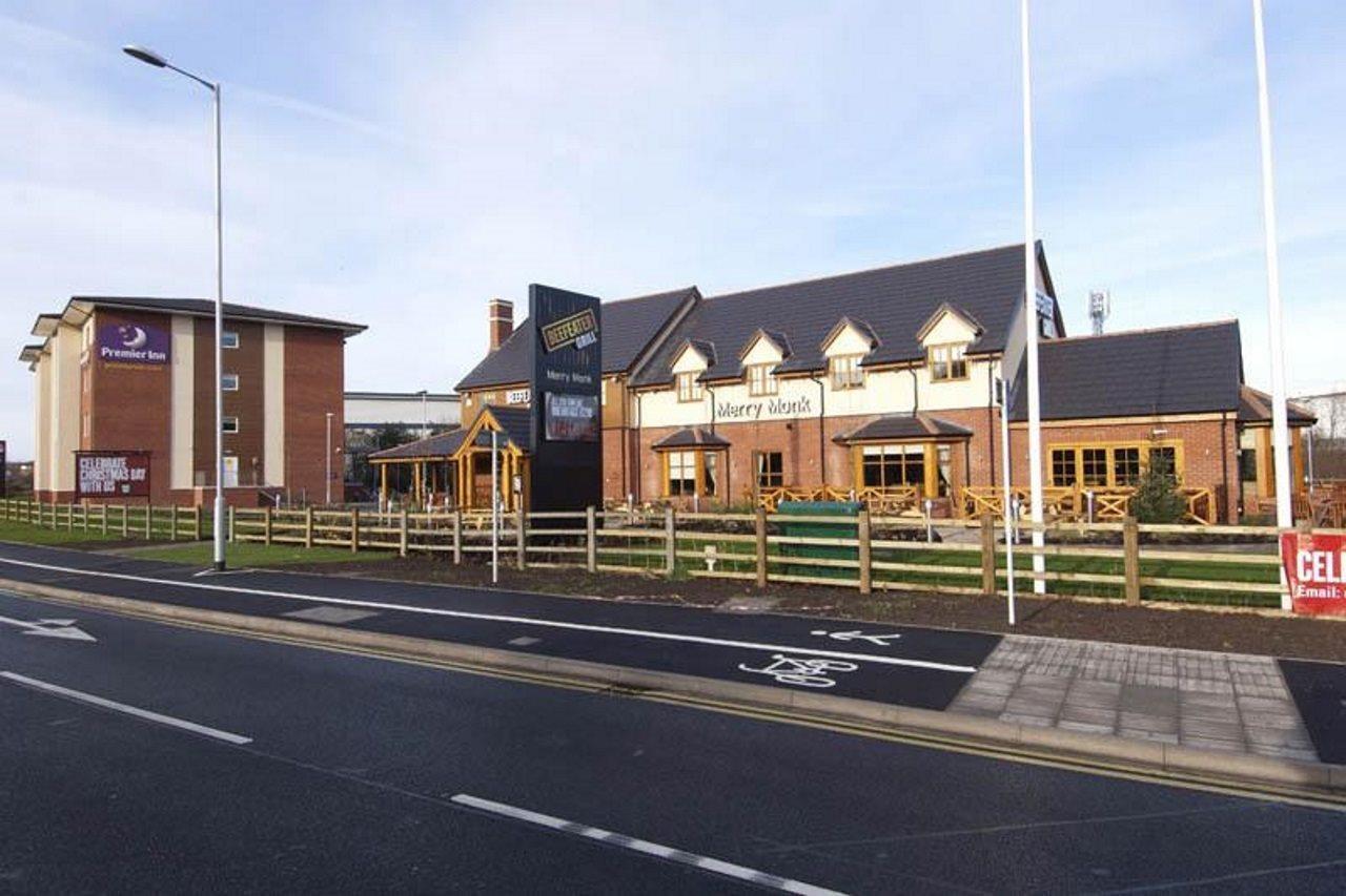 Premier Inn Burton On Trent Central Exterior foto